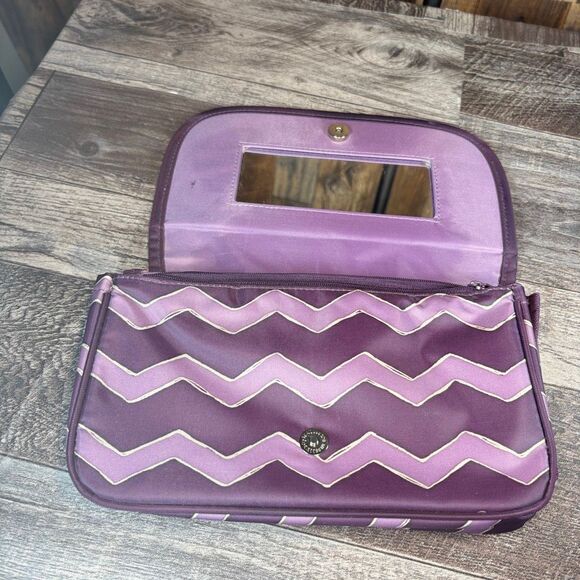 Thirty One Chevron Tri Fold Make-up Bag w mirror fold down - Picture 3 of 6